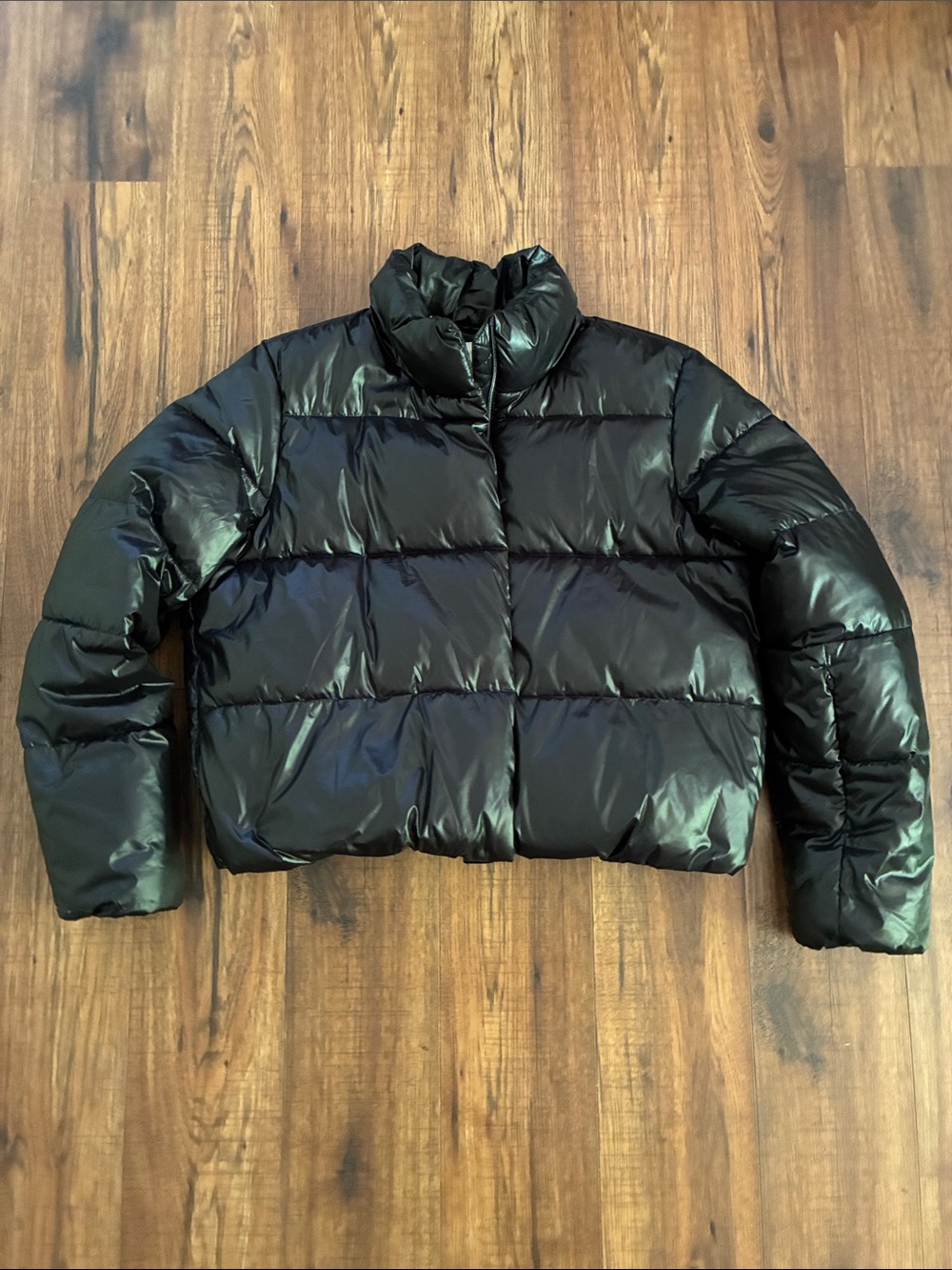 Vuori Hudson women's insulated black puffer jacket size XL NWT